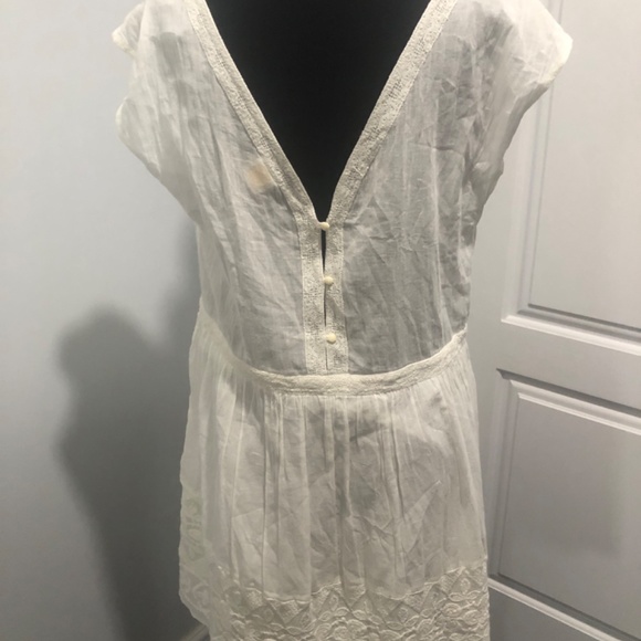 White Emroidered Feminie Boho Chic Cotton Petits Hauts Boutique Dress - Picture 3 of 6
